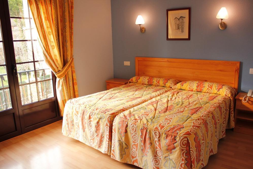 Casa Martin Hotel Poza de la Sal Екстериор снимка