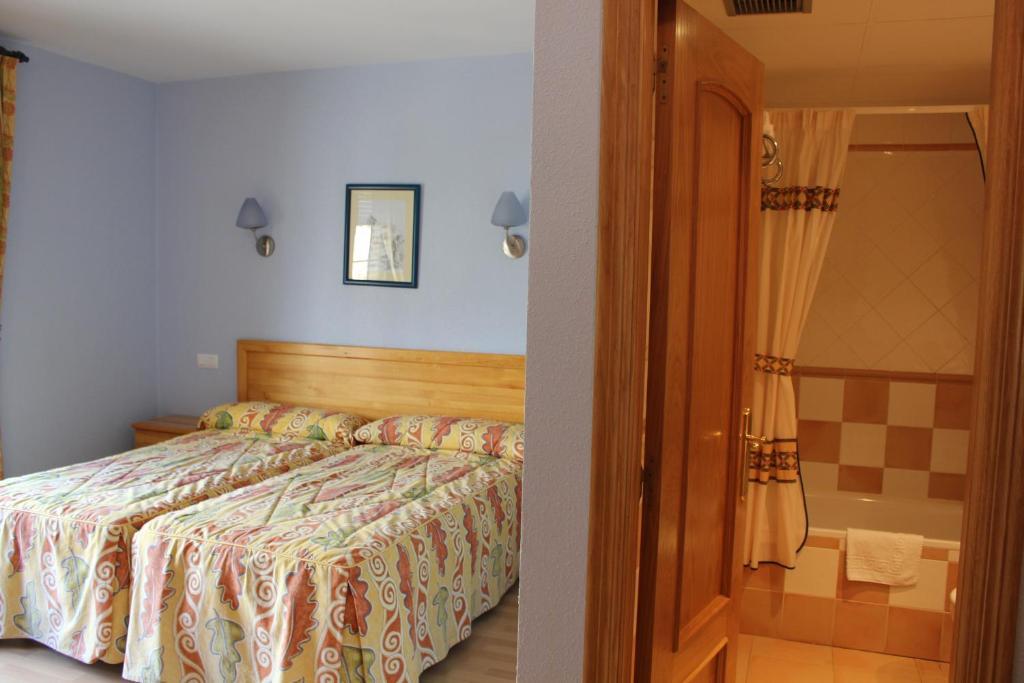 Casa Martin Hotel Poza de la Sal Стая снимка
