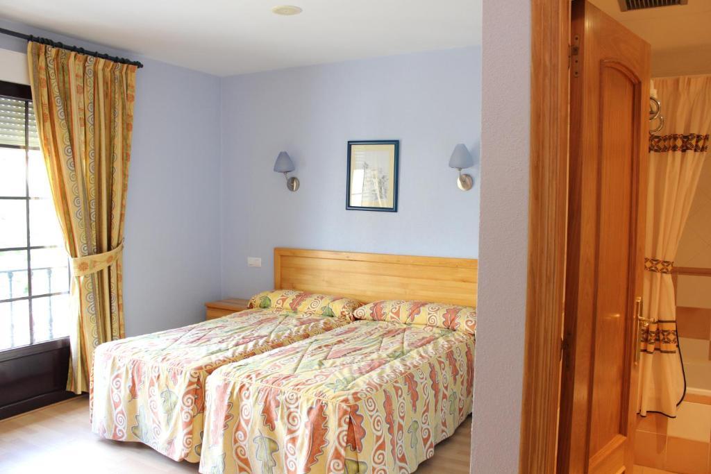 Casa Martin Hotel Poza de la Sal Стая снимка