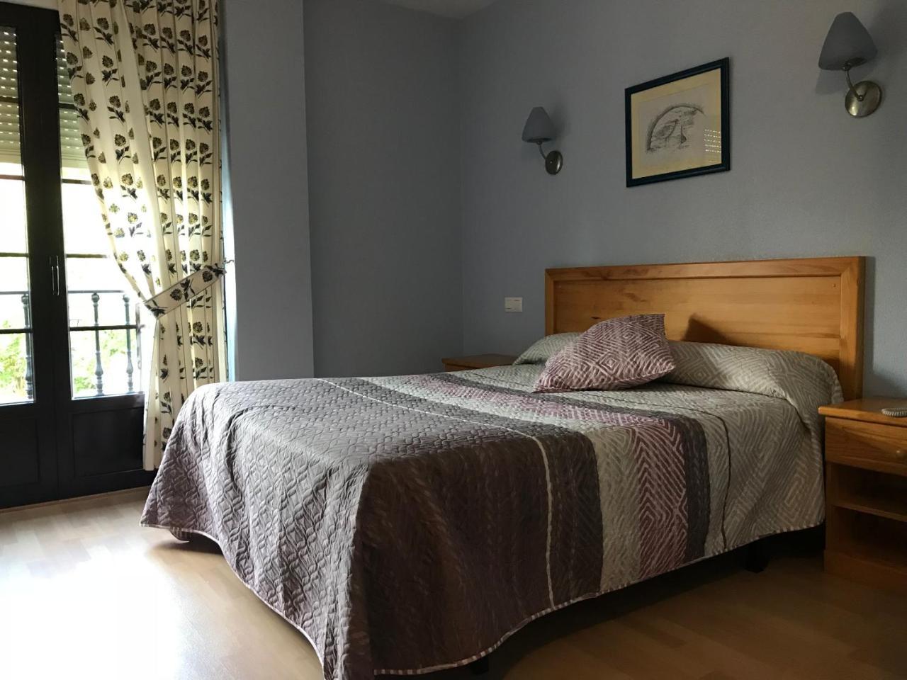 Casa Martin Hotel Poza de la Sal Екстериор снимка